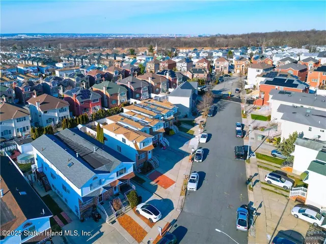 $1,180,000 | 46 Lewiston Street | New Springville