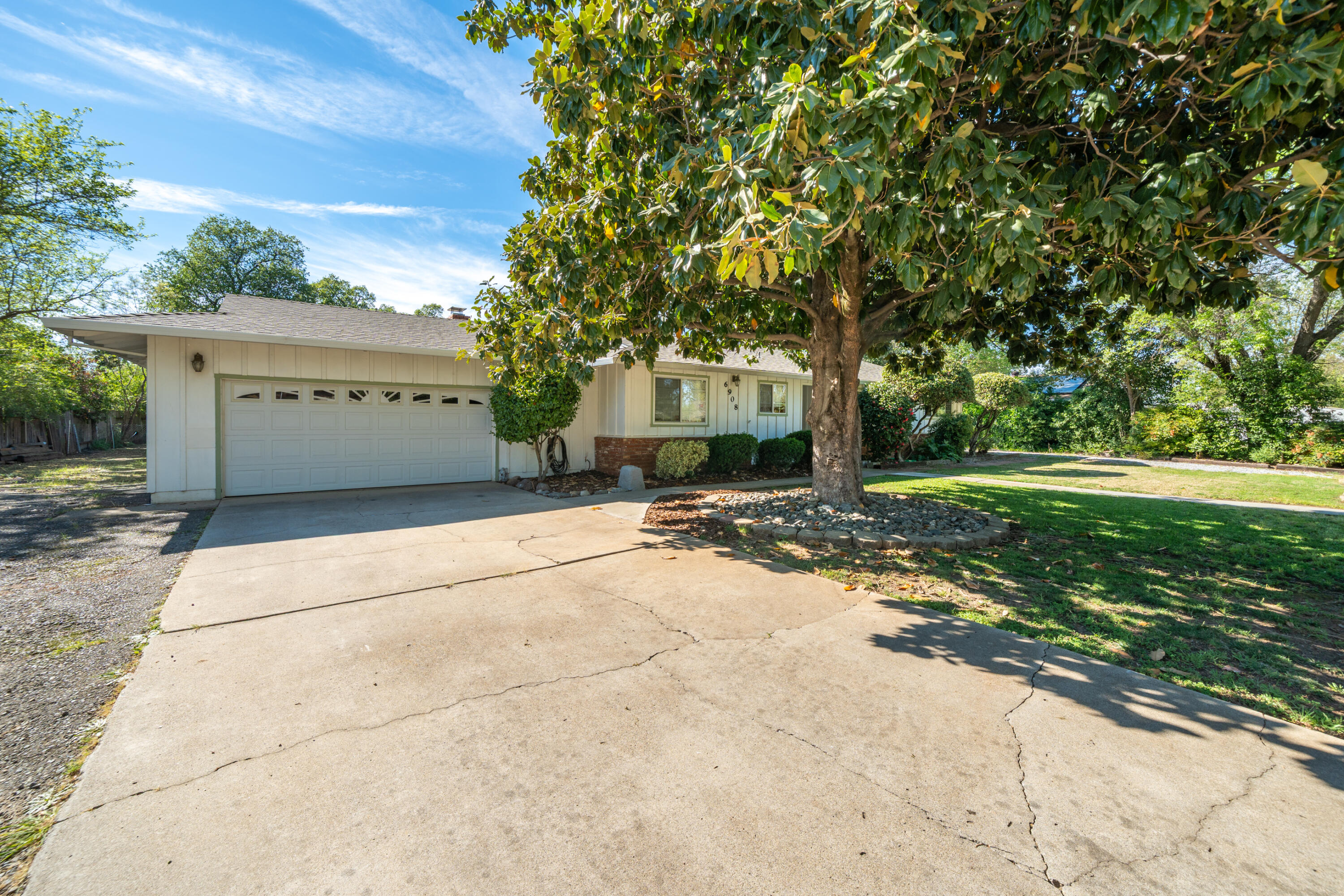 6908 Riata Drive Redding, CA 96002 - Photo 3 of 58 6908 Riata Dr-11