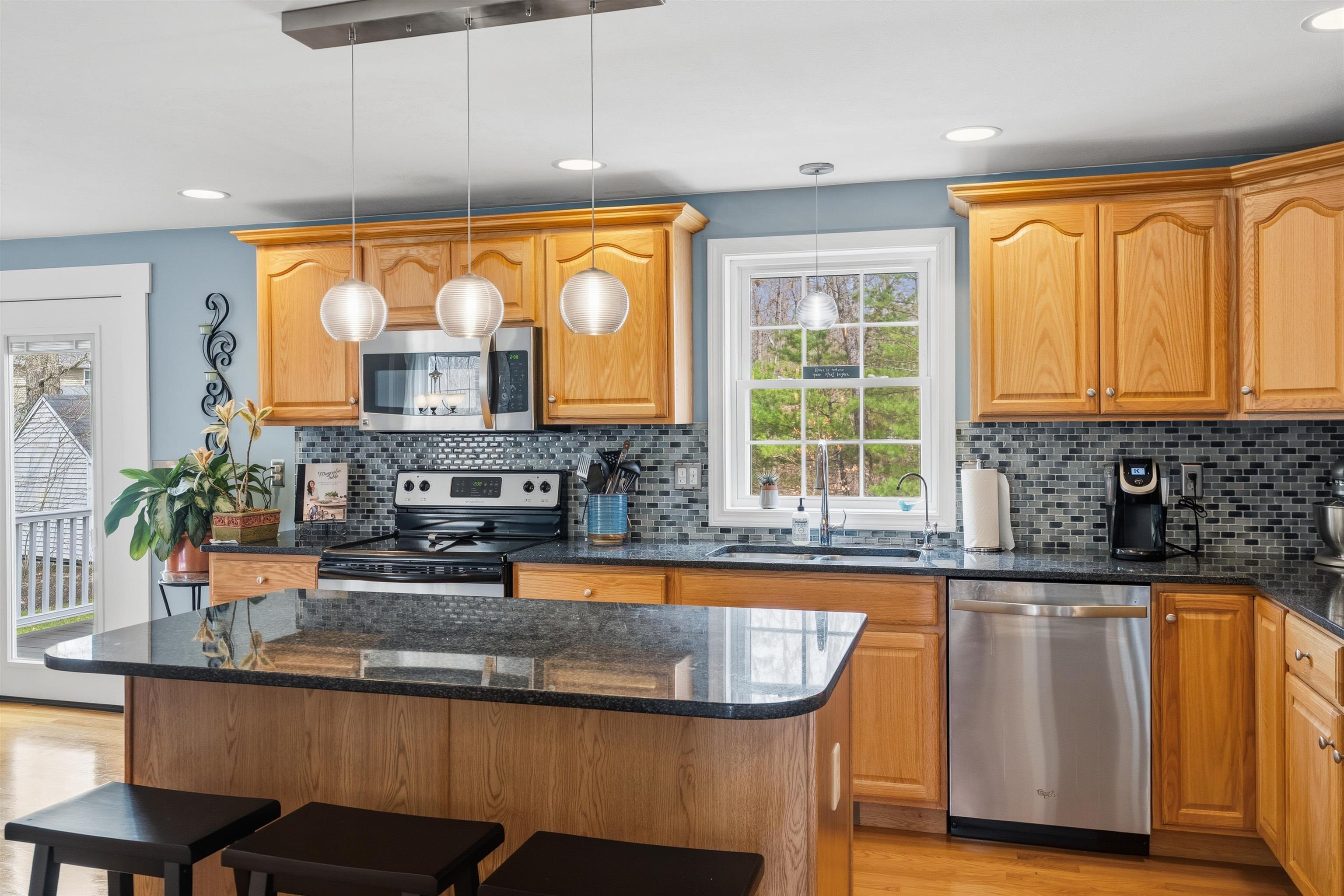14 Buckhide Road Windham, NH 03087 - Photo 12 of 37