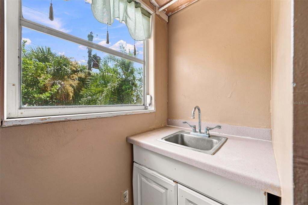 352 Lake Road Venice, FL 34293 - Photo 45 of 55 Gallery Image 45