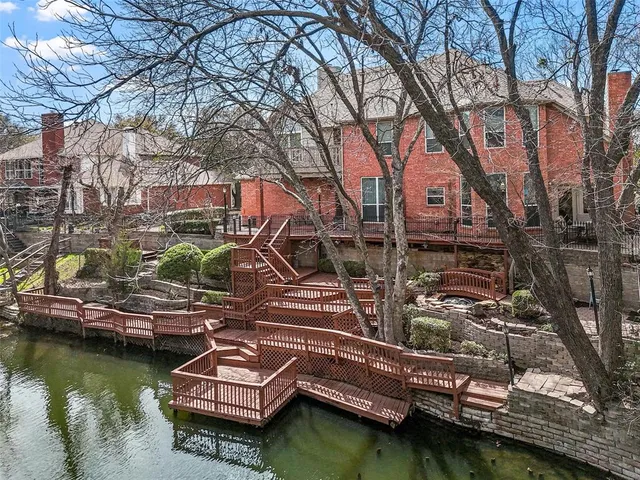 $640,000 | 705 Findlay Drive, Arlington, TX 76012