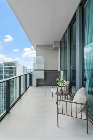$3,295,000 | 480 Northeast 31st Street, Unit PH5104, Miami, FL 33137