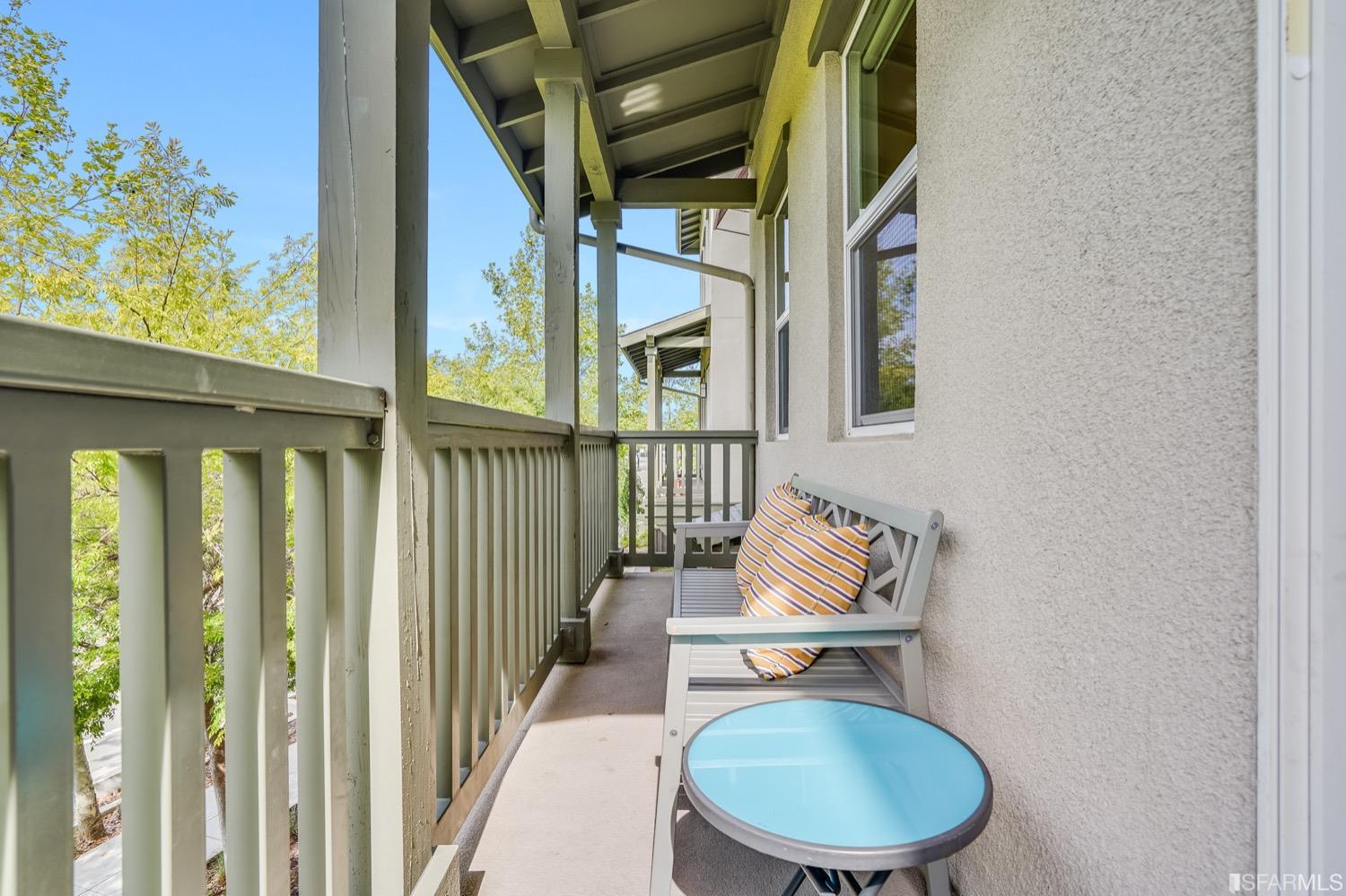 471 Mitchell Avenue Alameda, CA 94501 - Photo 24 of 50 a bathroom with a toilet a sink and mirror