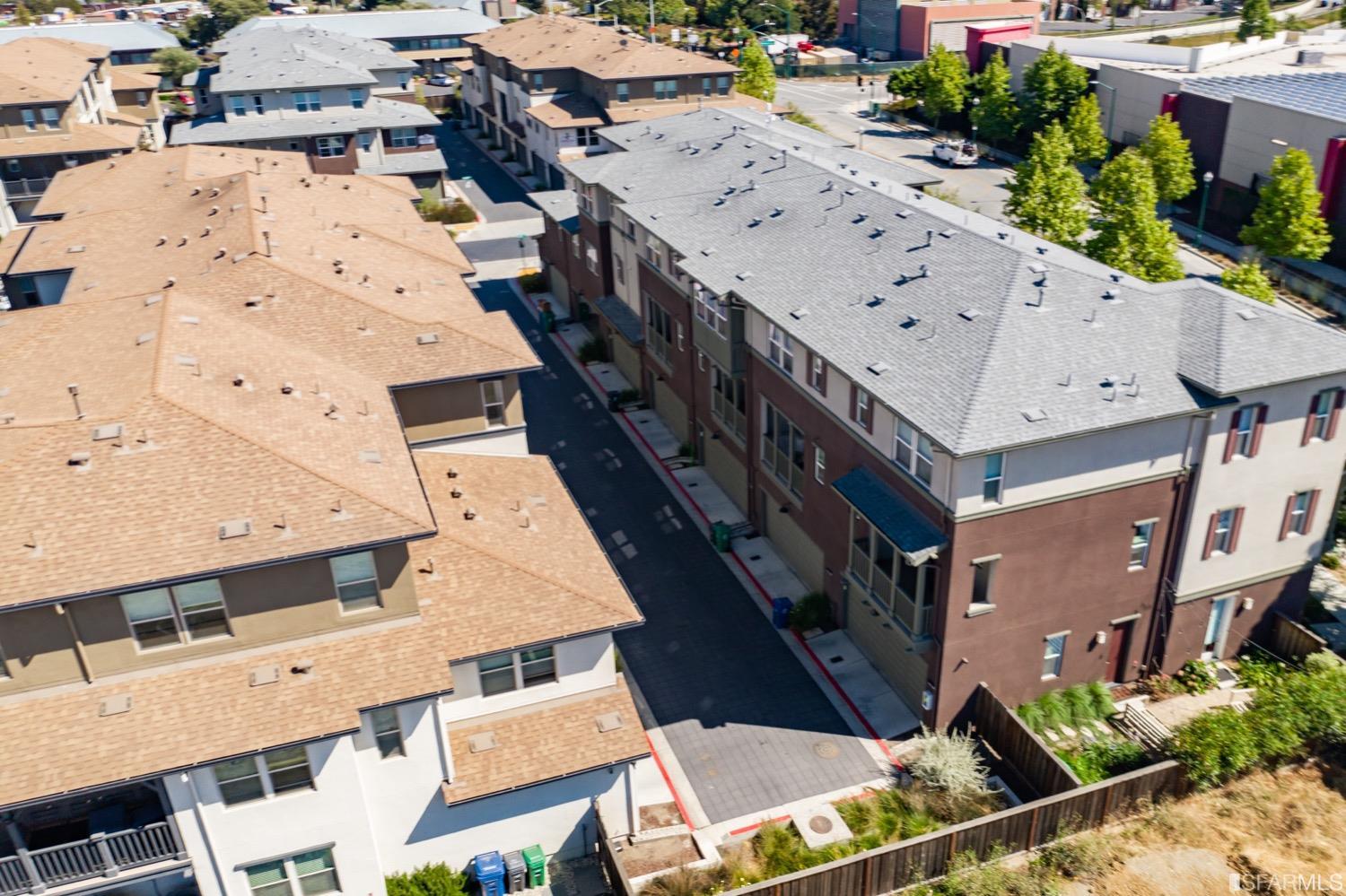 471 Mitchell Avenue Alameda, CA 94501 - Photo 46 of 50 an aerial view of residential houses with outdoor space