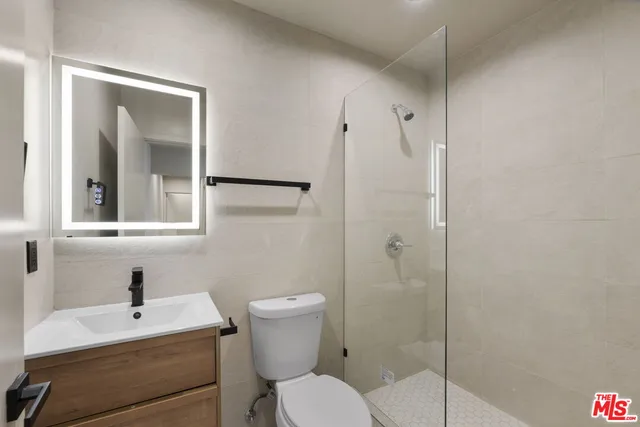 $549,000 | 921 North Benton Way, Los Angeles, CA 90026