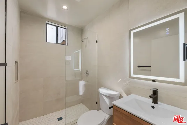 $549,000 | 921 North Benton Way, Los Angeles, CA 90026