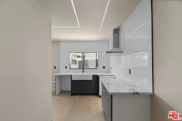 $549,000 | 921 North Benton Way, Los Angeles, CA 90026