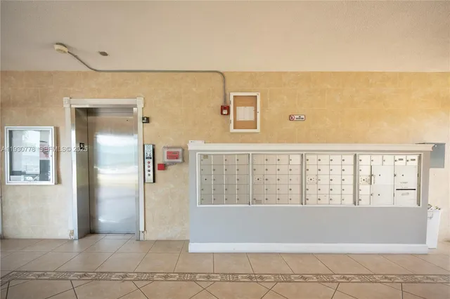 $260,000 | 1551 Northeast Miami Gardens Drive, Unit 225, Miami, FL 33179