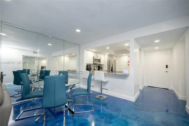 $260,000 | 1551 Northeast Miami Gardens Drive, Unit 225, Miami, FL 33179