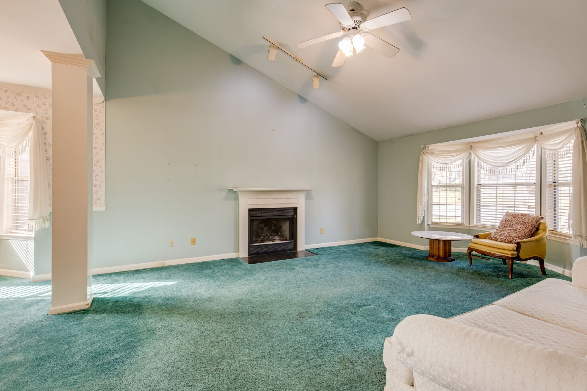 222 Pepper Ridge Circle Antioch, TN 37013 - Photo 11 of 23 Gallery Image 11