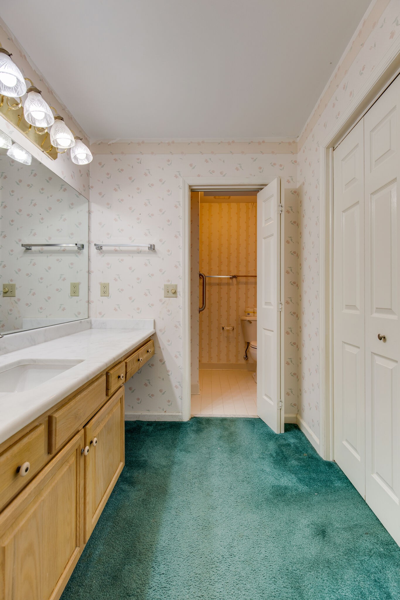 222 Pepper Ridge Circle Antioch, TN 37013 - Photo 10 of 23 Gallery Image 10