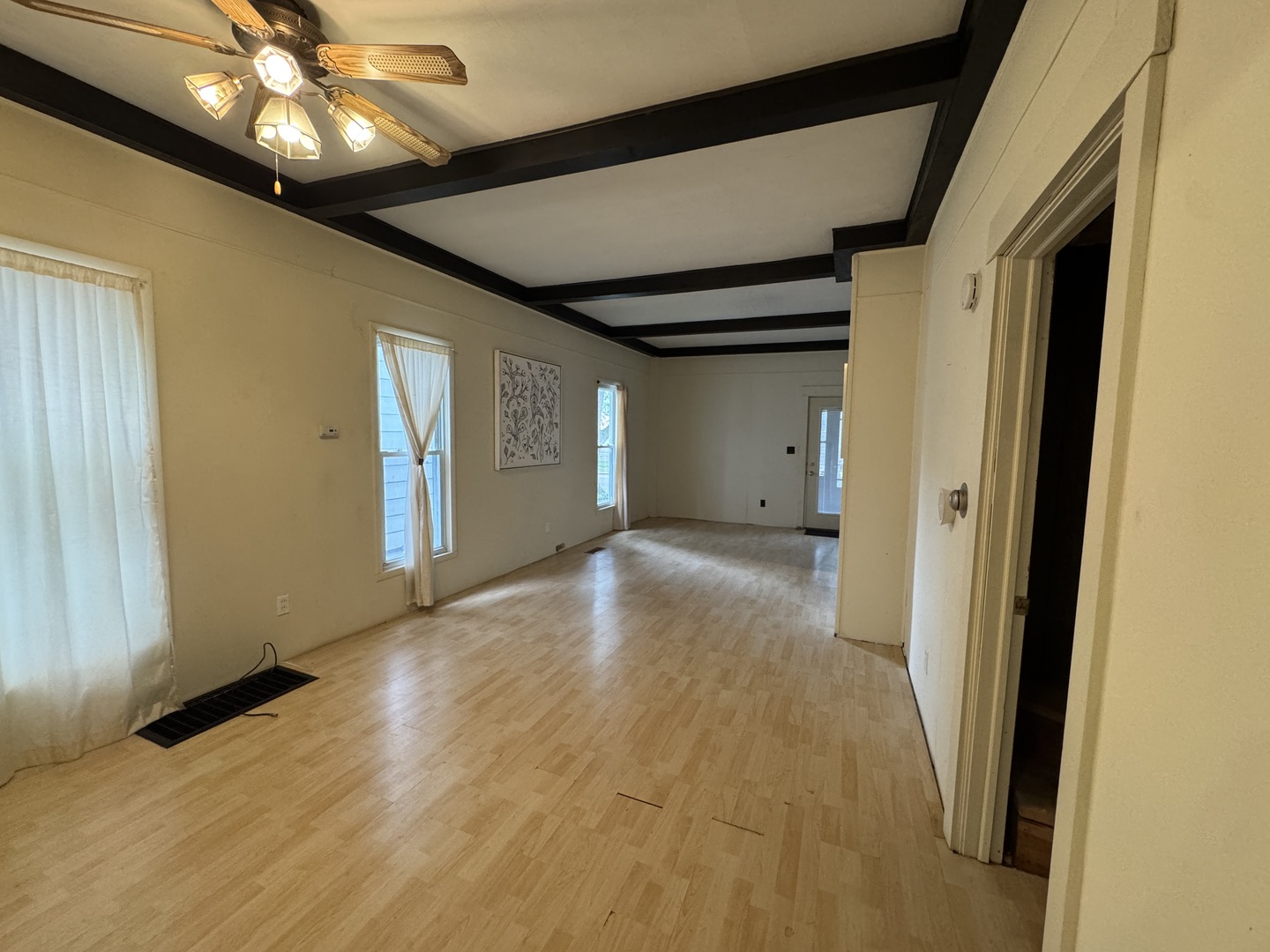 1019 Prospect Street Elgin, IL 60120 - Photo 7 of 18