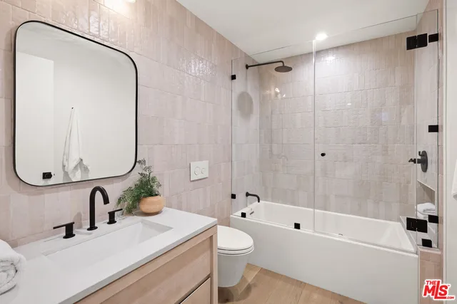 $4,499,000 | 2530 Beverley Avenue, Santa Monica, CA 90405