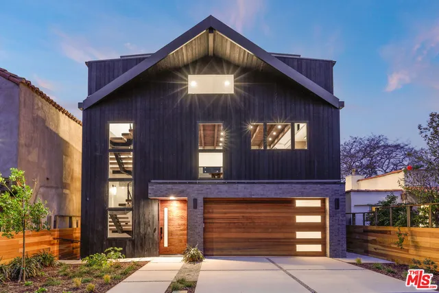 $4,499,000 | 2530 Beverley Avenue, Santa Monica, CA 90405