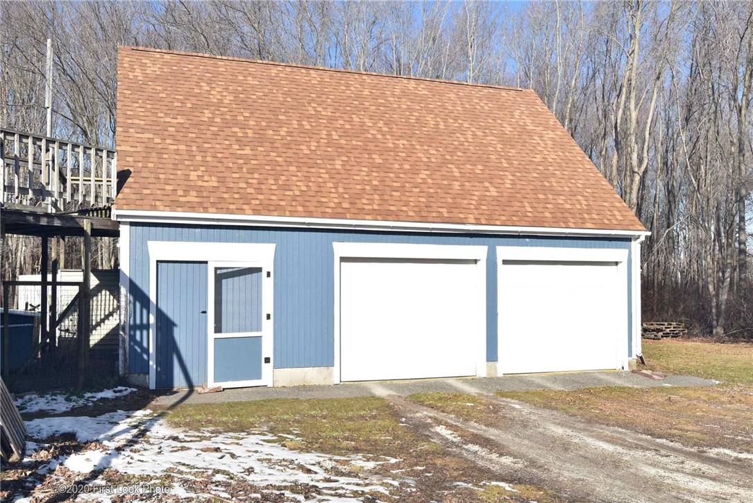 57 Serpentine Road Warren, RI 02885 - Photo 20 of 27 Gallery Image 20