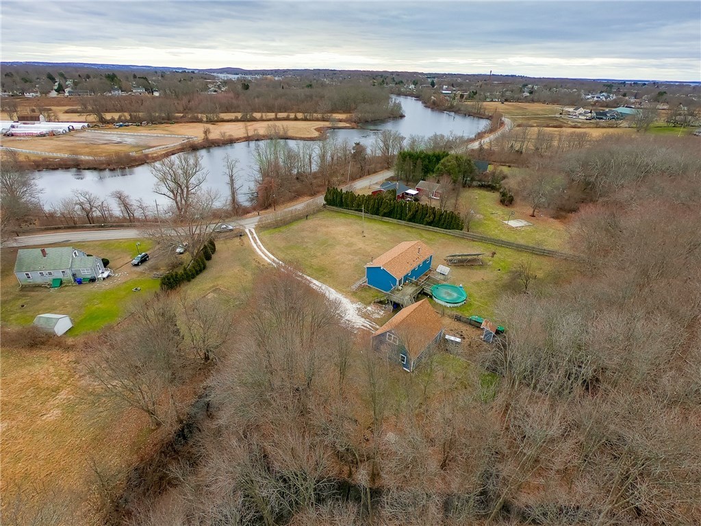 57 Serpentine Road Warren, RI 02885 - Photo 24 of 27 Gallery Image 24