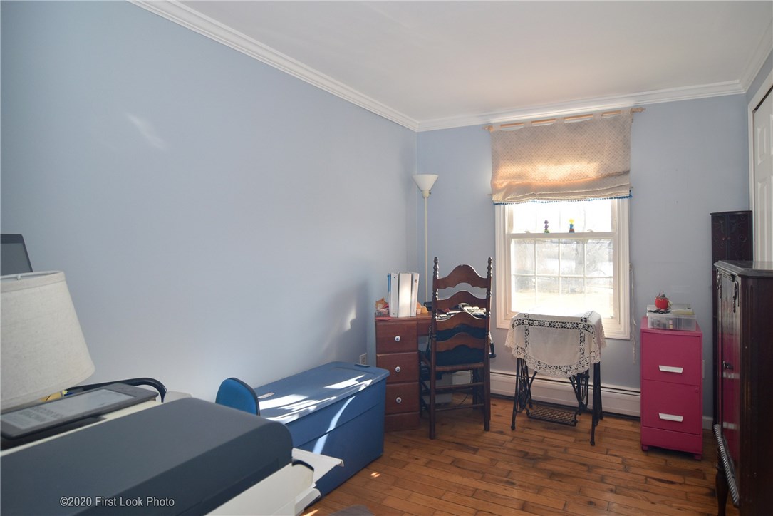 57 Serpentine Road Warren, RI 02885 - Photo 10 of 27 Gallery Image 10