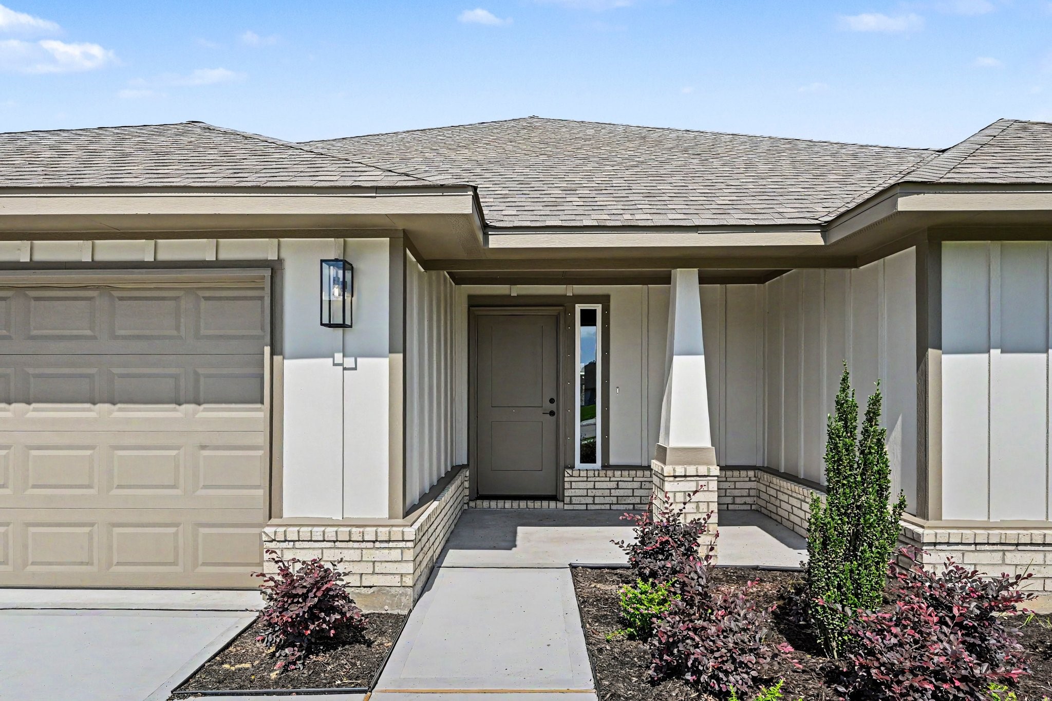 8 Gemstone Court Angleton, TX 77515 - Photo 4 of 27