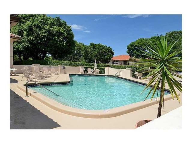 5200 East Club Circle, Unit 206 Boca Raton, FL 33487 - Photo 2 of 9 San Remo pool 2017