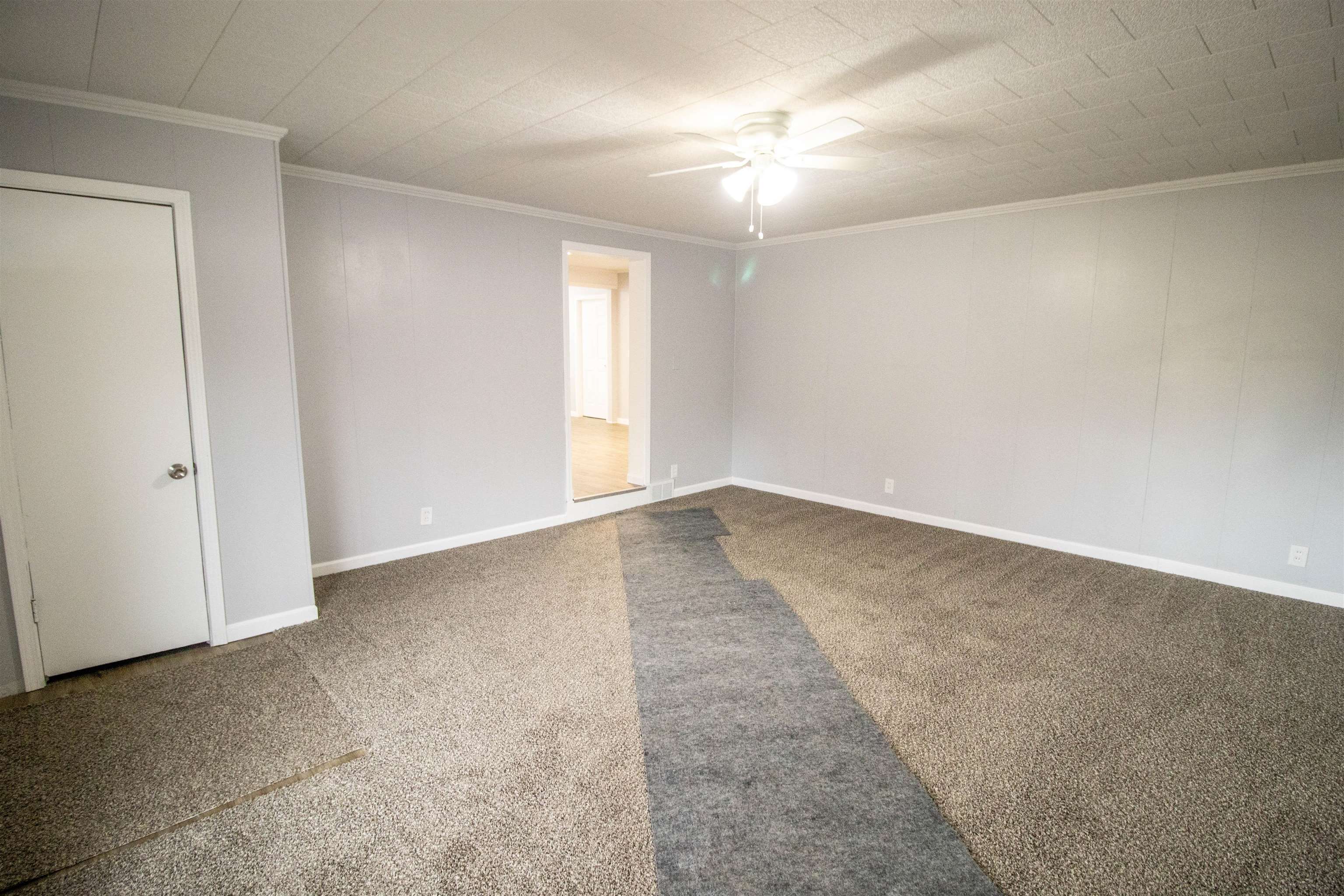 8554 North Clio Road Mount Morris, MI 48458 - Photo 12 of 38
