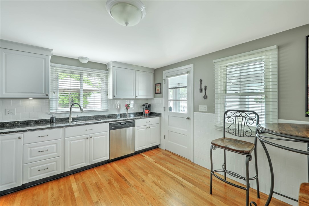 155 Curry Road Cranston, RI 02920 - Photo 13 of 29