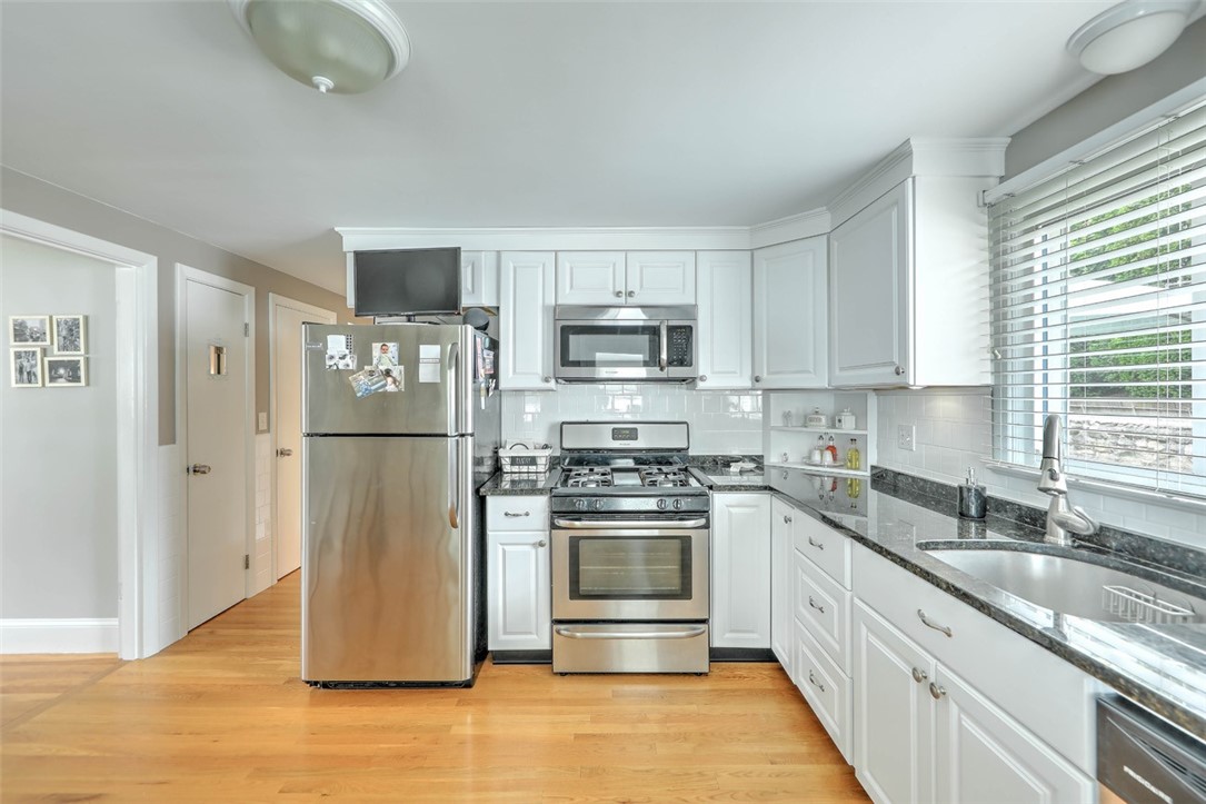 155 Curry Road Cranston, RI 02920 - Photo 15 of 29