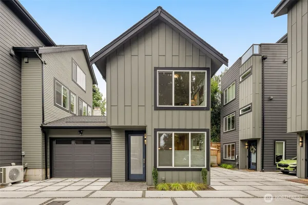 $525,000 | 115 North 105th Street, Seattle, WA 98133