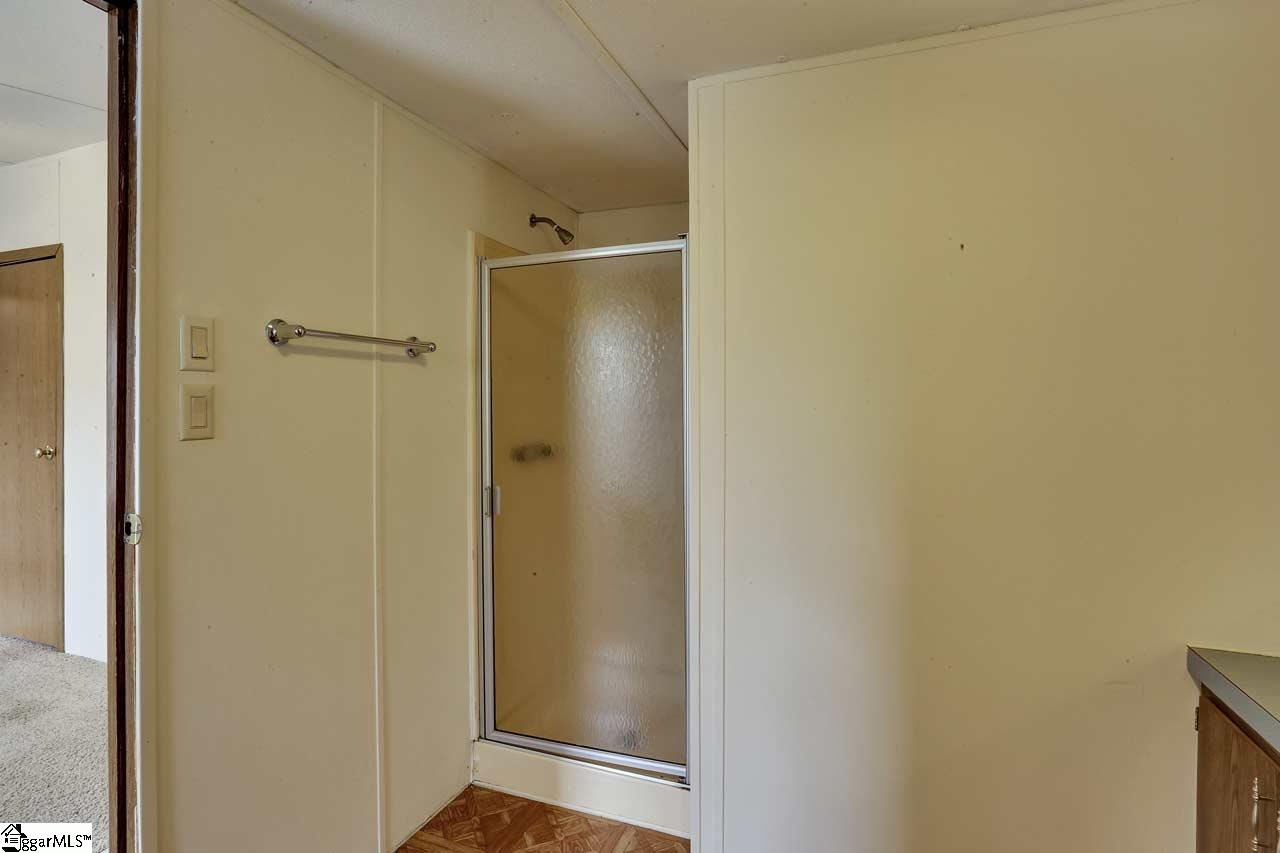 135 Coster Road Travelers Rest, SC 29690 - Photo 14 of 31 Gallery Image 14