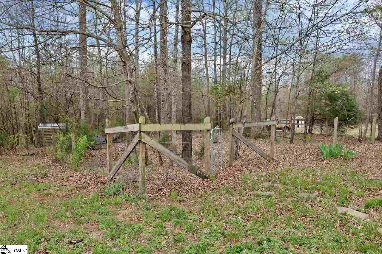 135 Coster Road Travelers Rest, SC 29690 - Photo 3 of 31 Gallery Image 3