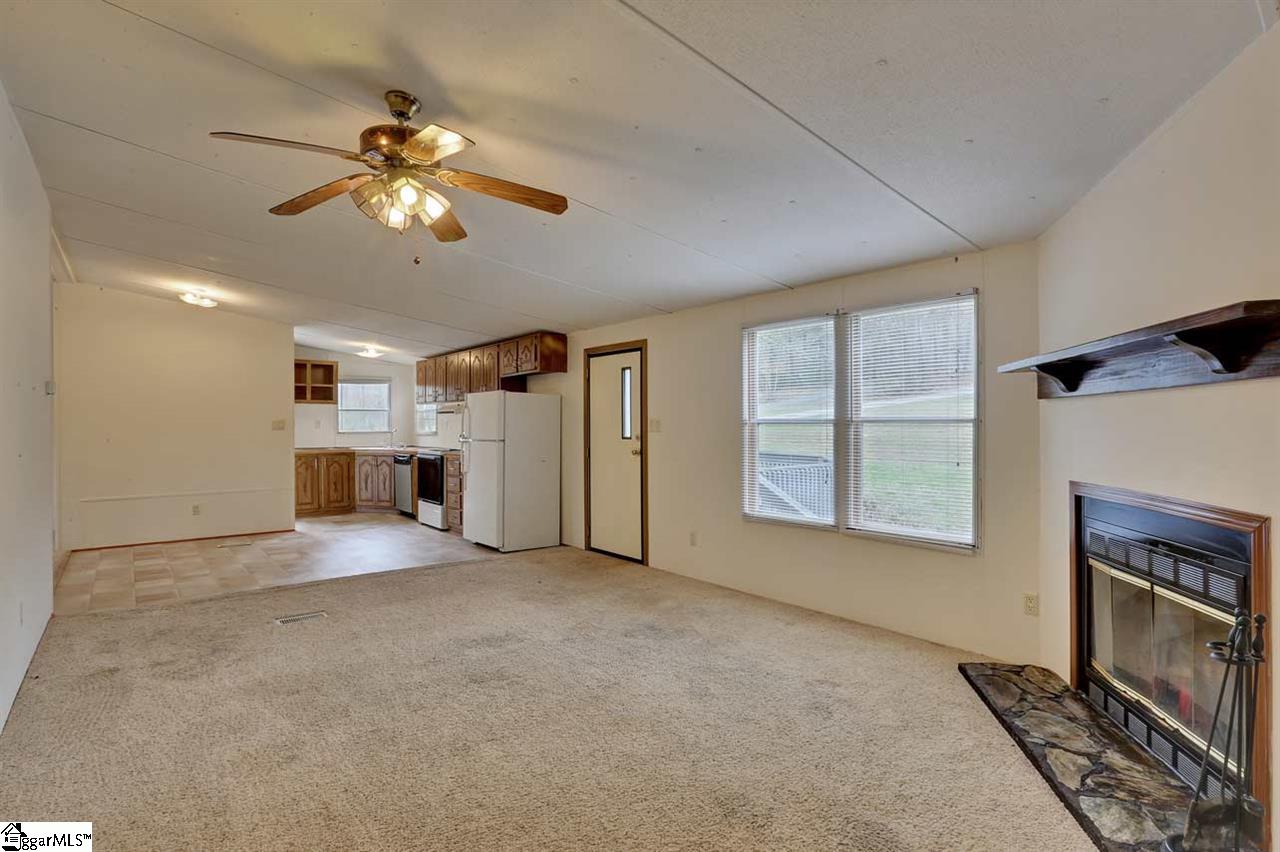 135 Coster Road Travelers Rest, SC 29690 - Photo 5 of 31 Gallery Image 5