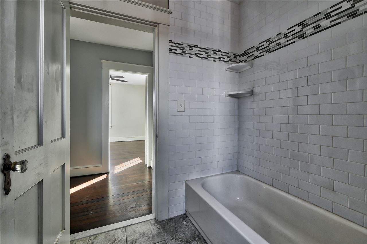 40 Mammoth Road Manchester, NH 03109 - Photo 21 of 29