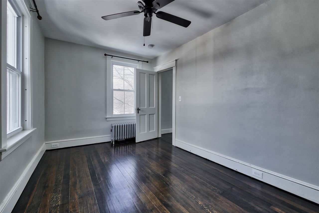 40 Mammoth Road Manchester, NH 03109 - Photo 23 of 29