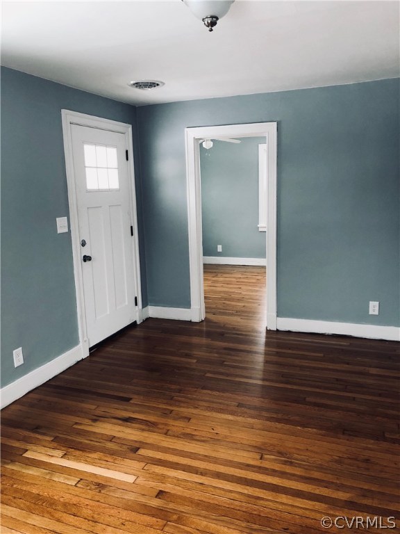 550 Riverview Road Colonial Heights, VA 23834 - Photo 21 of 26 a view of empty room with wooden floor