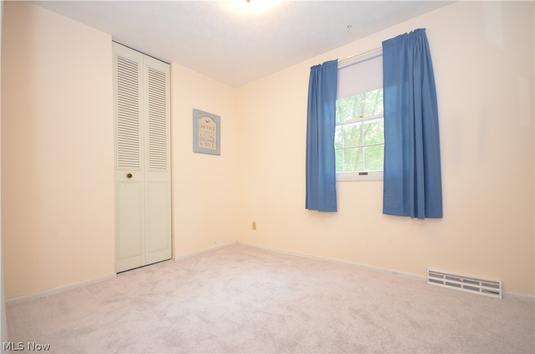 4264 Hile Road Stow, OH 44224 - Photo 15 of 34 Gallery Image 15