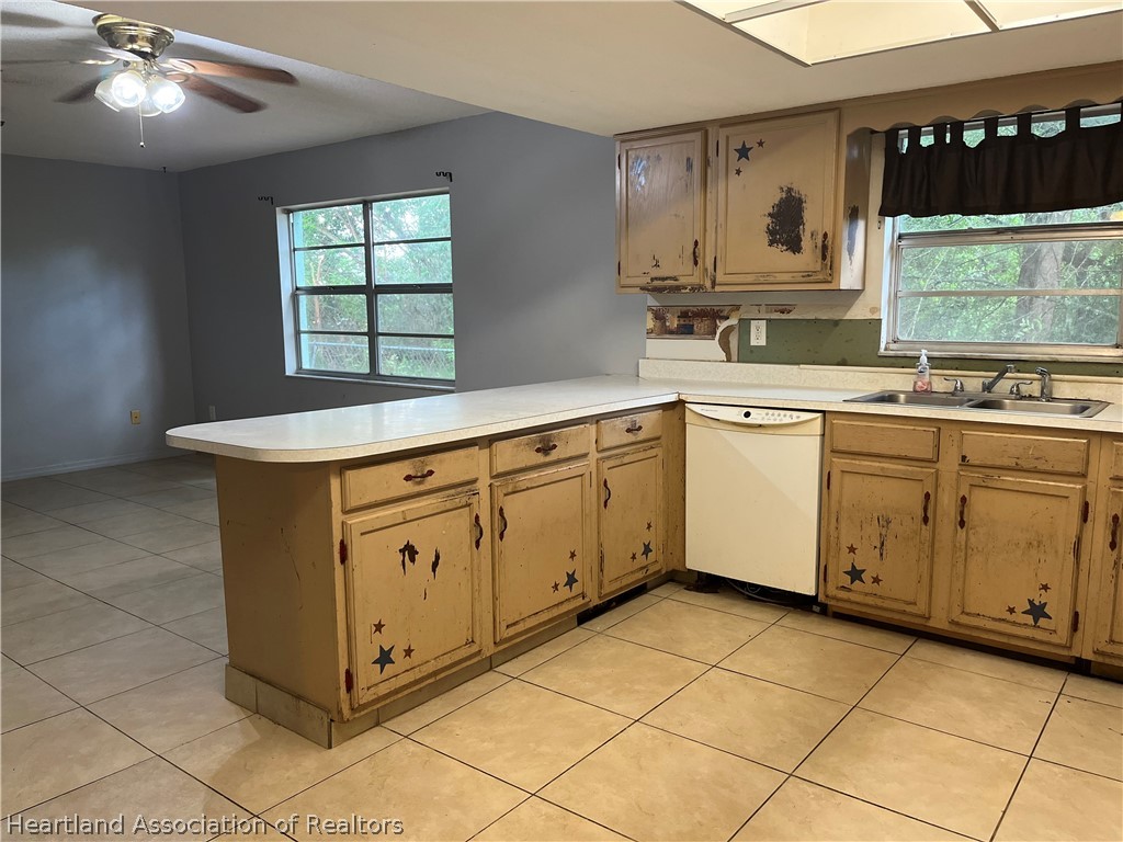 932 Forest Road Sebring, FL 33872 - Photo 3 of 11 Gallery Image 3