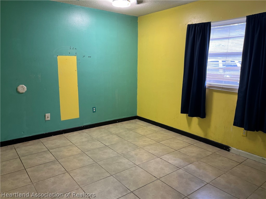 932 Forest Road Sebring, FL 33872 - Photo 6 of 11 Gallery Image 6