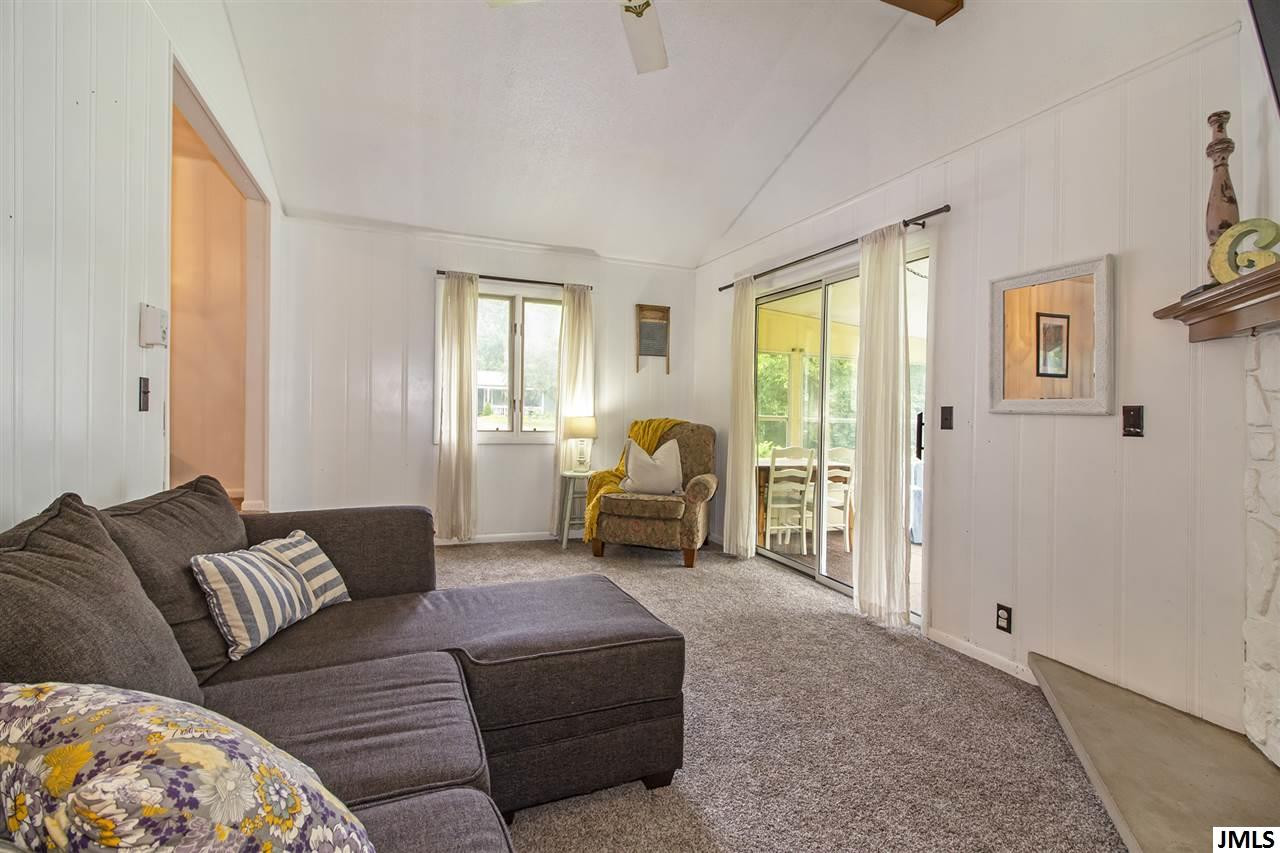 376 Richard Street Spring Arbor, MI 49283 - Photo 5 of 25 Photo 5