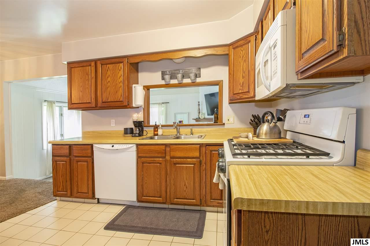 376 Richard Street Spring Arbor, MI 49283 - Photo 9 of 25 Photo 9