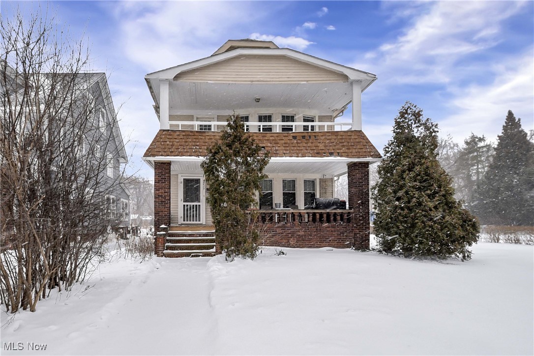 2477 Lee Road Cleveland, OH 44118 - Photo 1 of 37 Gallery Image 1
