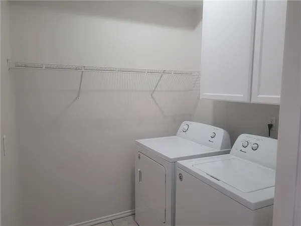 $1,350 | 13958 Fortuna Bay Drive, Unit E, Corpus Christi, TX 78418