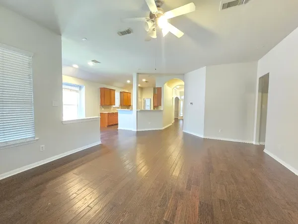 $2,450 | 18631 Mosshill Estates Lane, Cypress, TX 77429