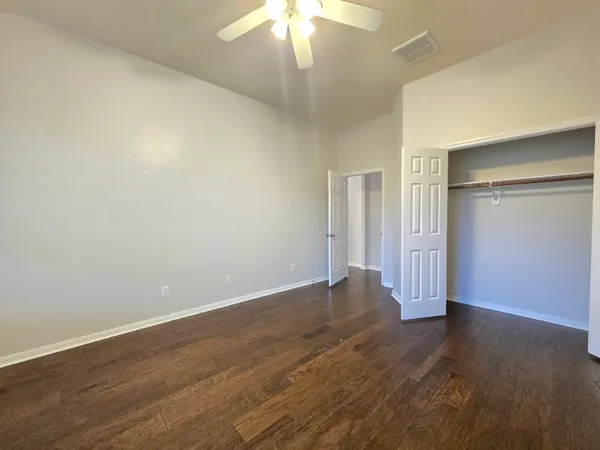 $2,450 | 18631 Mosshill Estates Lane, Cypress, TX 77429