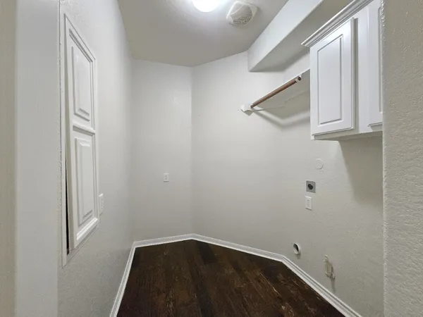 $2,450 | 18631 Mosshill Estates Lane, Cypress, TX 77429