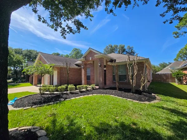 $2,450 | 18631 Mosshill Estates Lane, Cypress, TX 77429