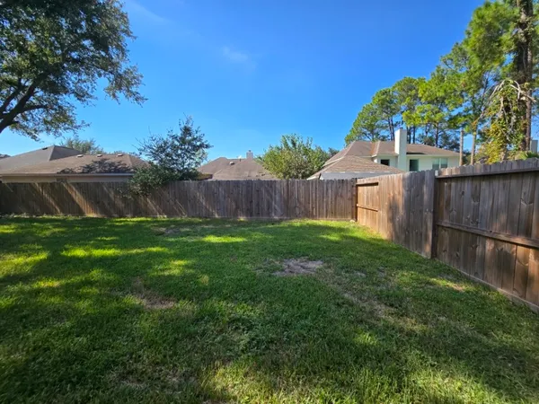 $2,450 | 18631 Mosshill Estates Lane, Cypress, TX 77429