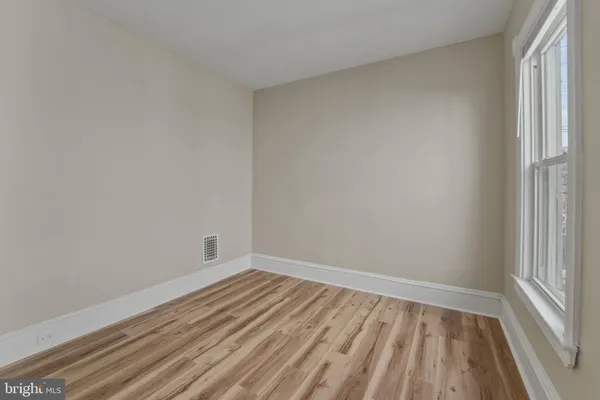 $245,000 | 323 Market Street, Gloucester City, NJ 08030