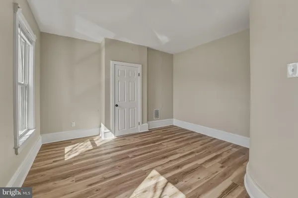 $245,000 | 323 Market Street, Gloucester City, NJ 08030