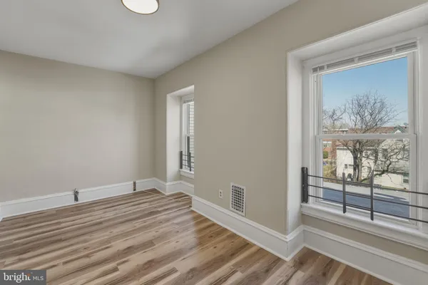 $245,000 | 323 Market Street, Gloucester City, NJ 08030