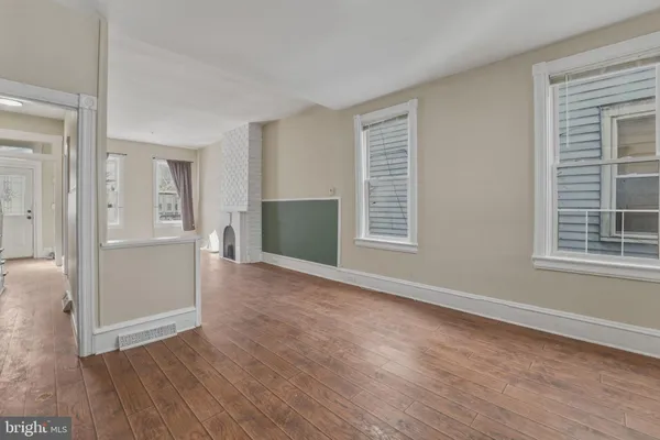 $245,000 | 323 Market Street, Gloucester City, NJ 08030