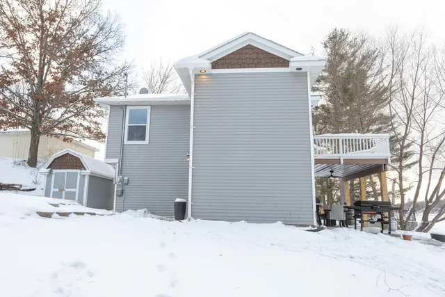 $279,900 | 11505 Riverside Drive, Stanwood, MI 49346